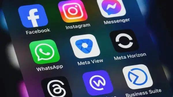 Instagram ve YouTube Çocuk Bağımlılığı - Iptidai